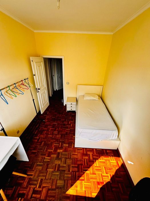 Quarto solteiro benfica