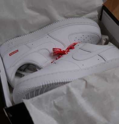 Nike Air Force 1 Low Supreme White  R.41