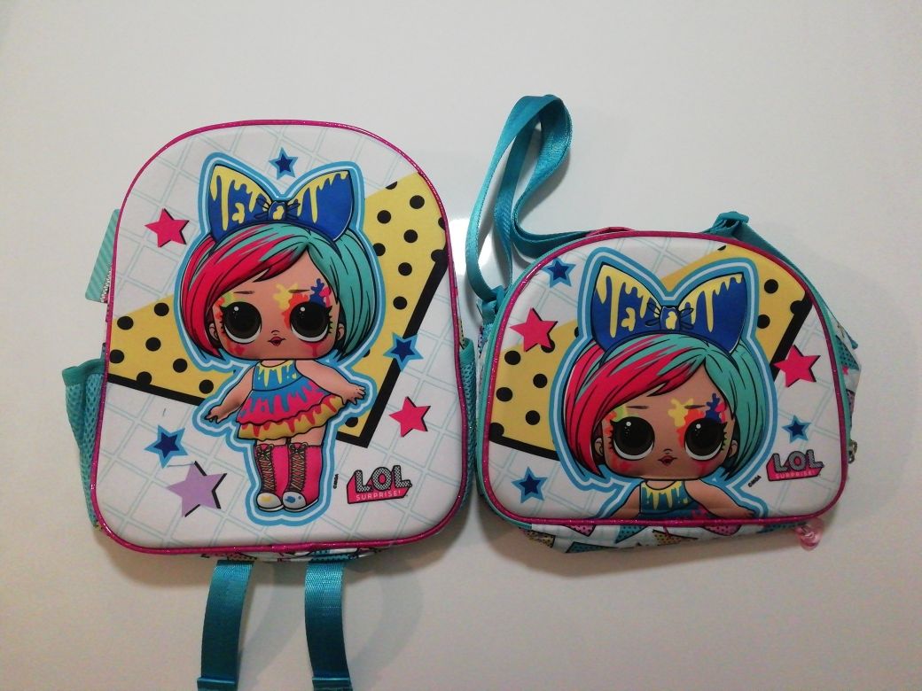 Conjunto de mochila e lancheira