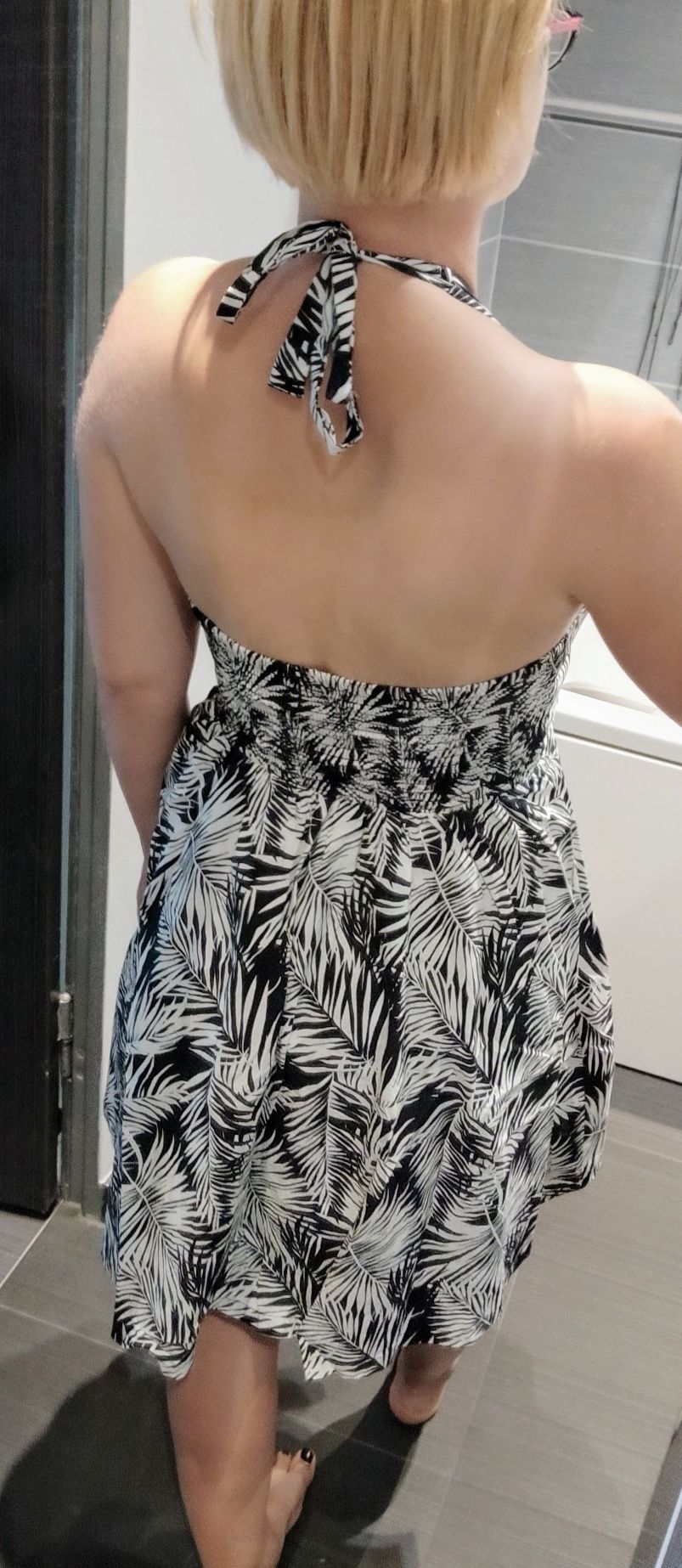 Sukienka wiązana na szyi H&M