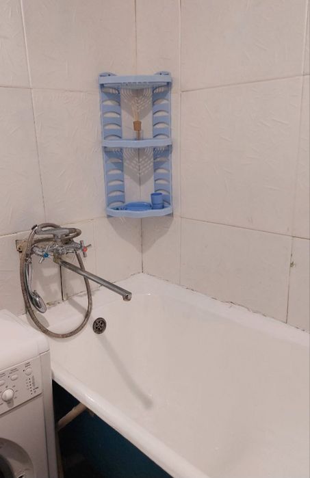 Подобово/погодинно однокімнатна в центрі (вул. Холодногорська)