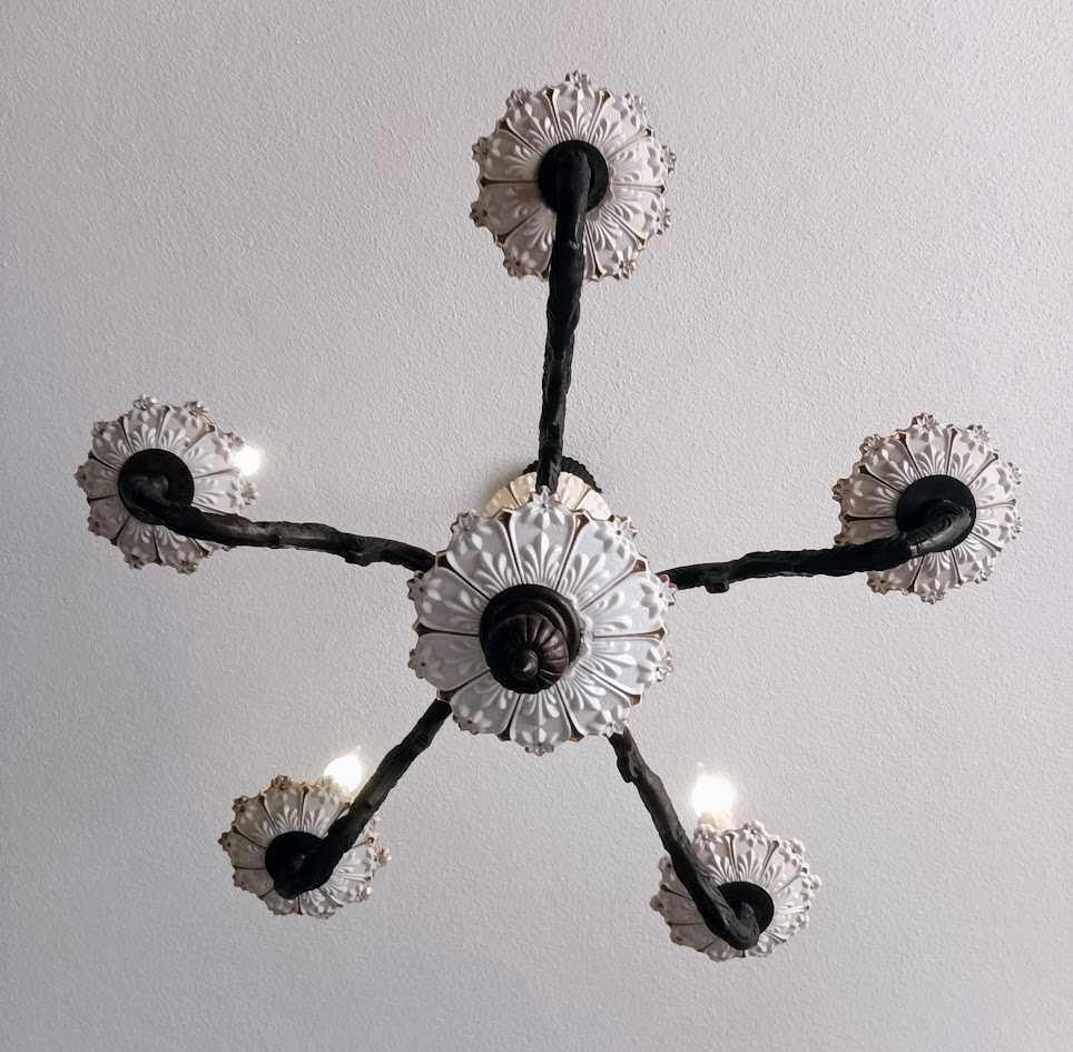 Candeeiro vintage de teto 5 lumes bronze latão e vidro leitoso