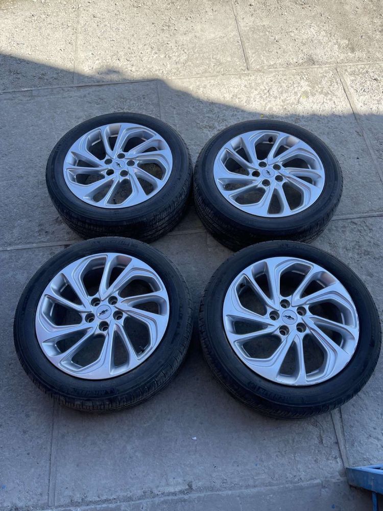 Диски з резиною Michelin R17 Chevrolet Bolt