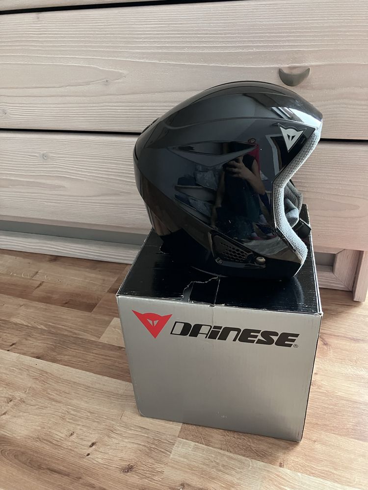 Kask ochraniacz narciarki dainese js