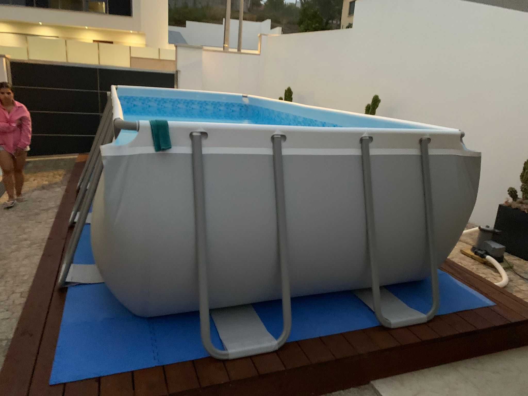 Piscina BESTWAY Rentangular  549x274x122 cm  COMO NOVA