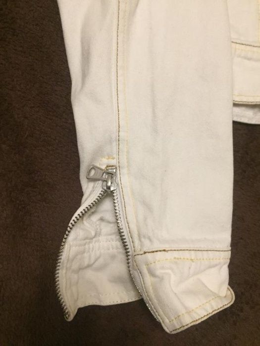 Джинсовая укорочённая курточка Esprit