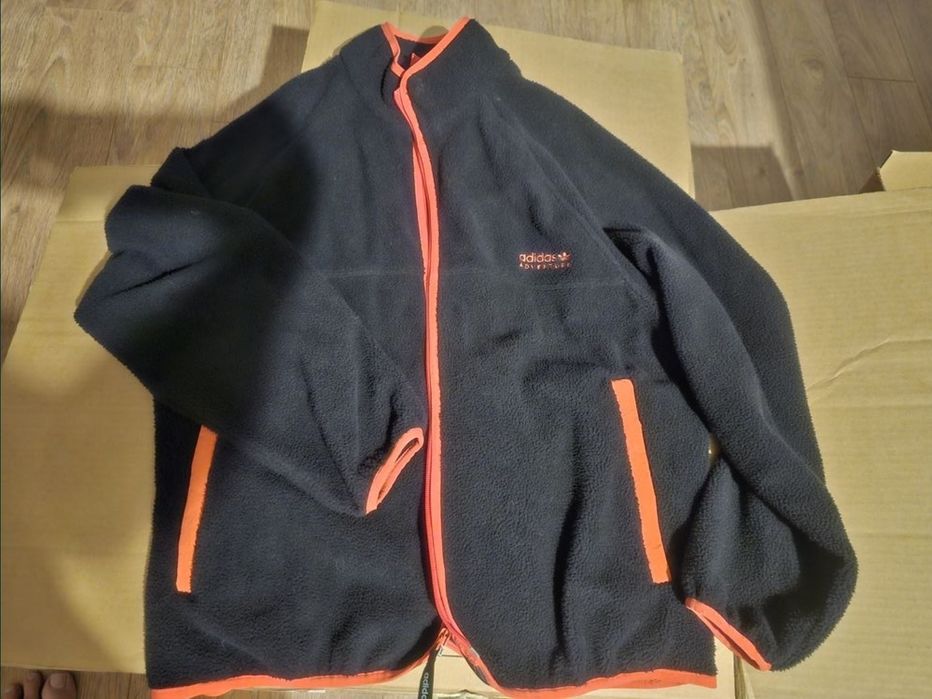 Худи,флиска,шерпа  adidas, размер L полноразмерный