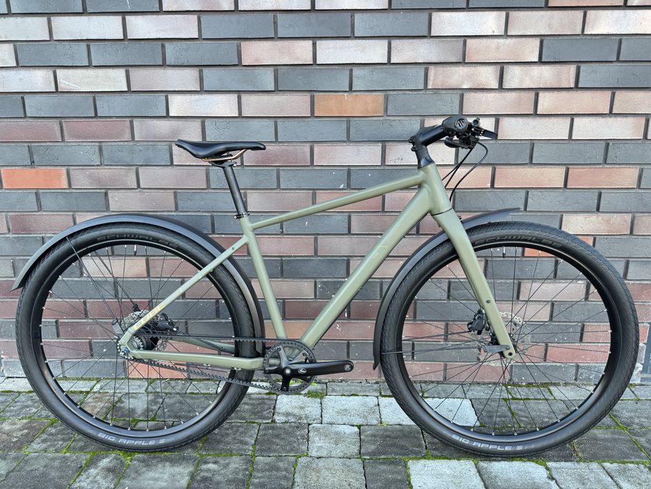 Cube Hyde Pro - Urban Bike   2025