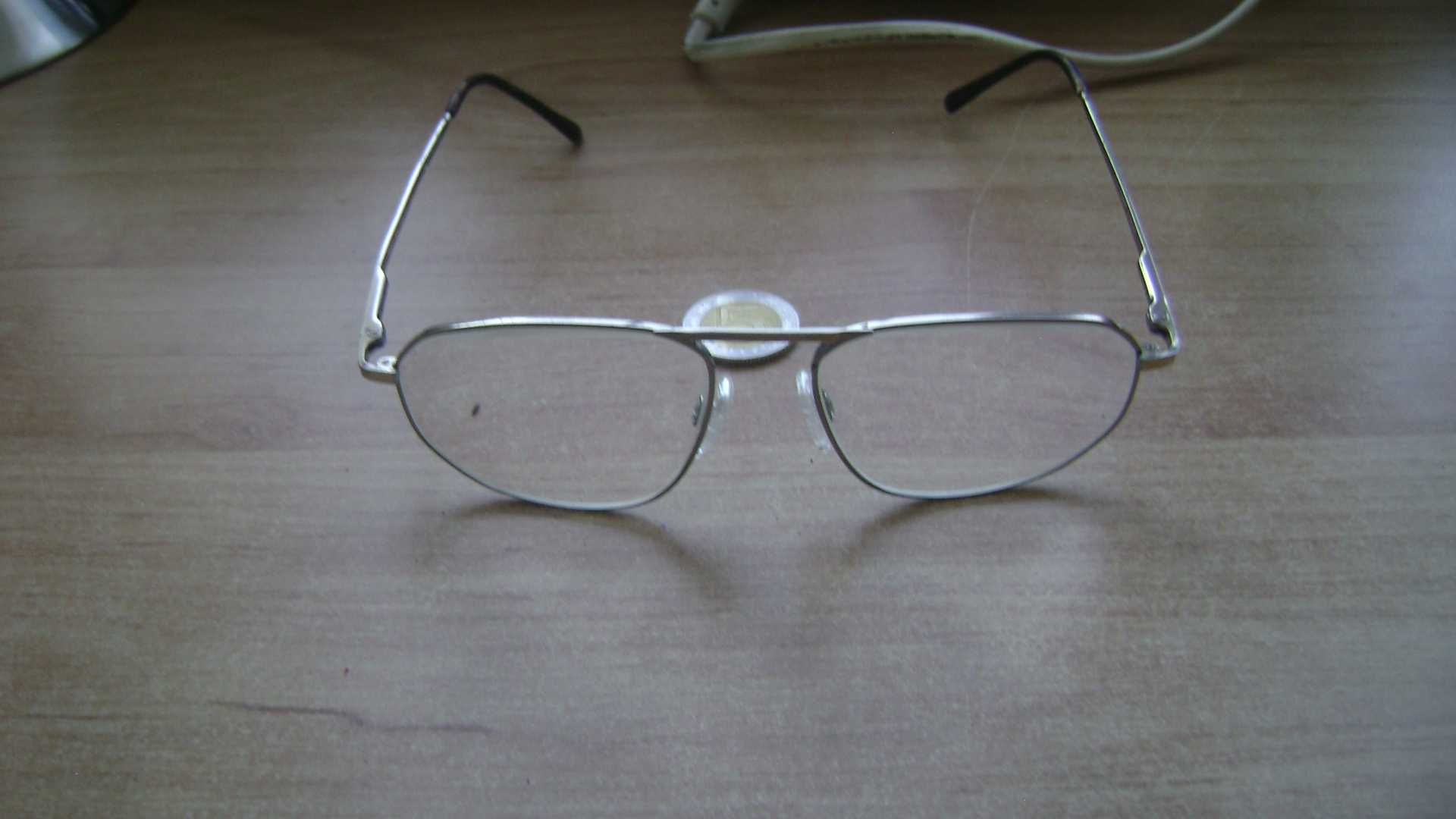 Starocie z PRL - Okulary męskie korekcyjne +3 dioptrie rozstaw 14 cm