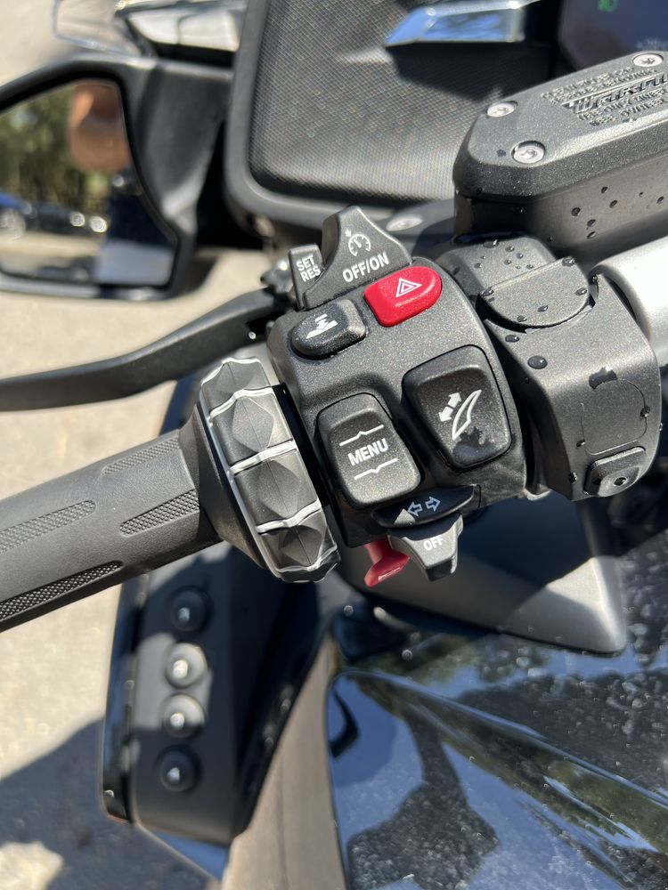 BMW R 1250 RT Triple Black