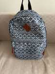 Niebieski materiałowy plecak Carry