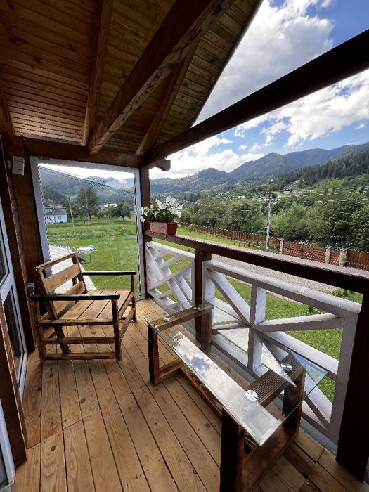 Котедж "Карпатський двір" .Відпочинок в карпатах.Оренда будинку