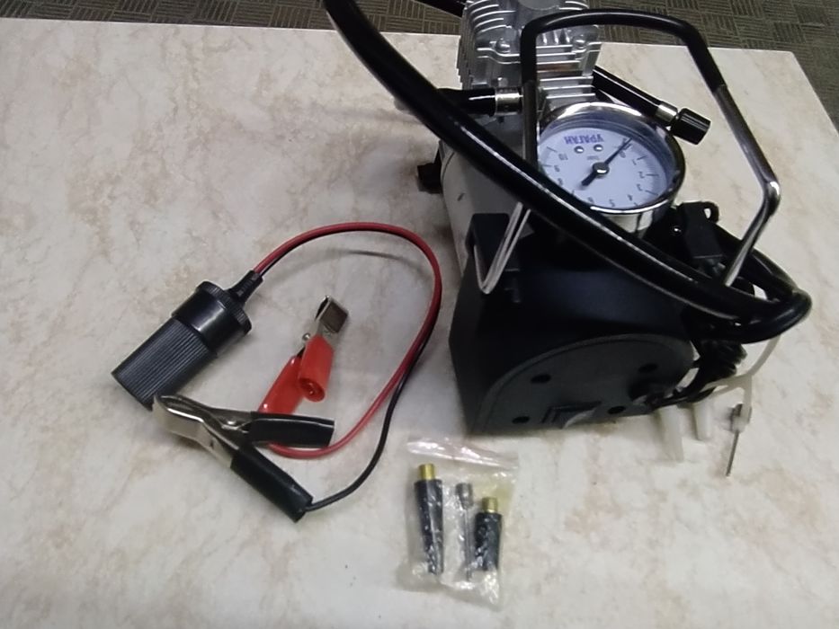 Компрессор автомобильный. Новый.