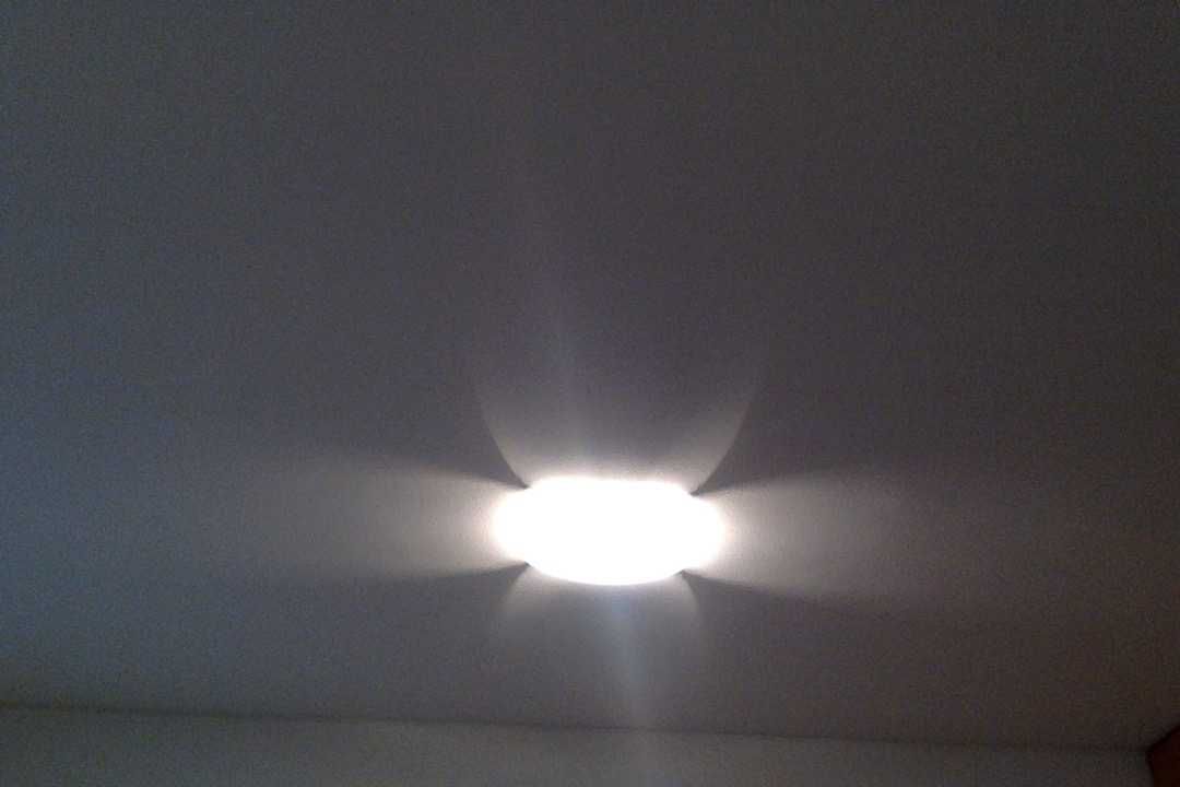 Candeeiro Plafon marca "Vibia" 60 cm x 60 cm