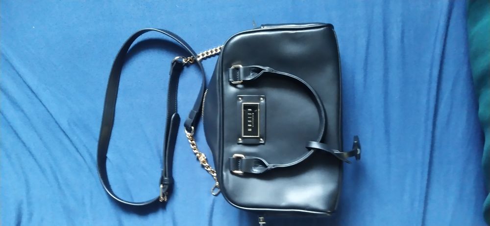 Nowa czarna torebka damska Mohito