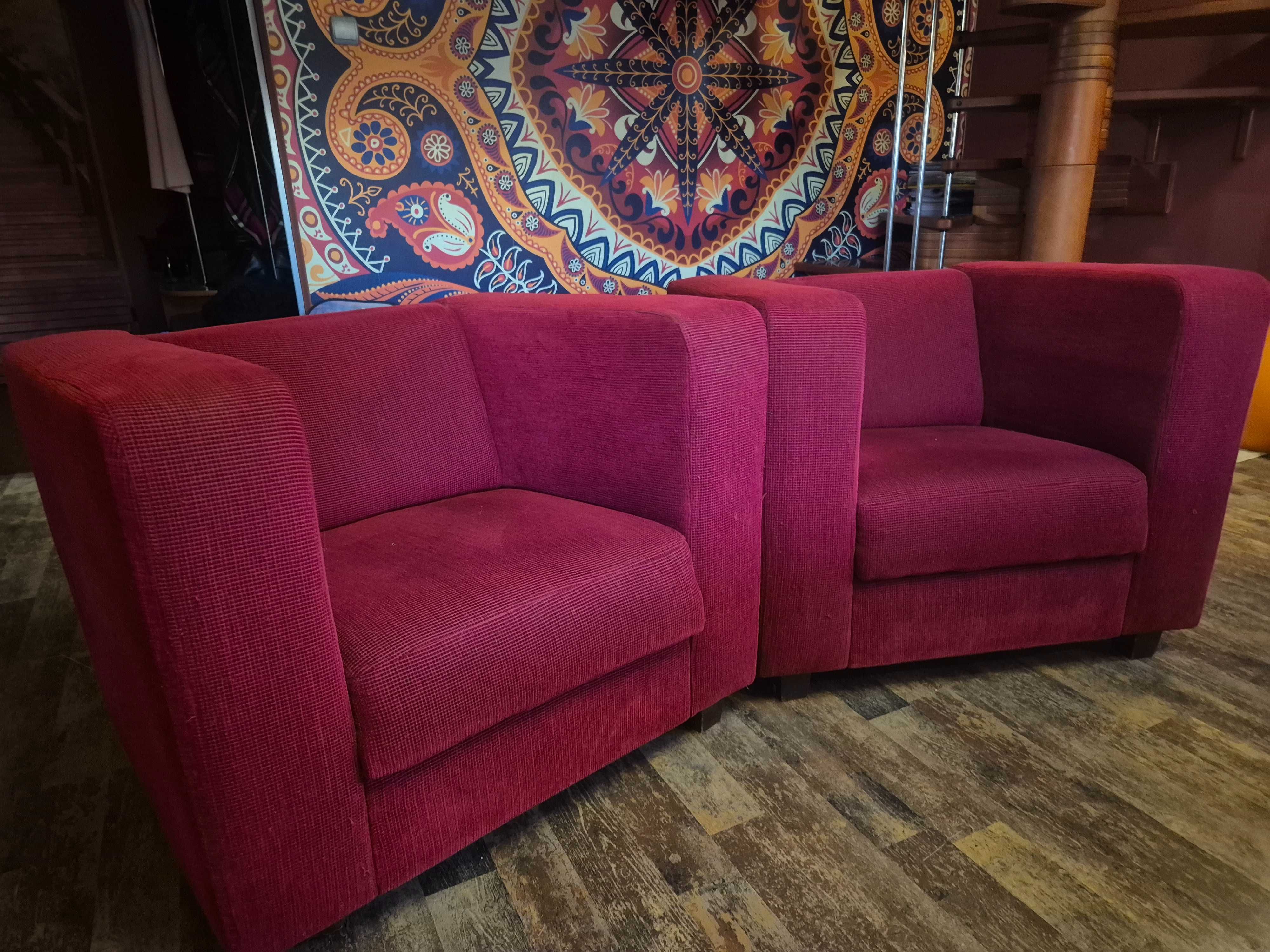 Zestaw mebli kubicznych sofa i 2 fotele