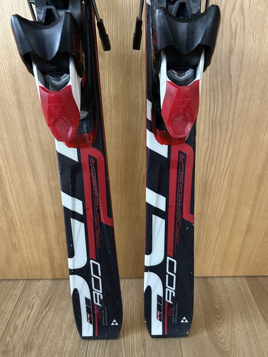 Narty zjazdowe FISCHER PROGRESSOR 800 170 cm z wiązaniami RSX12