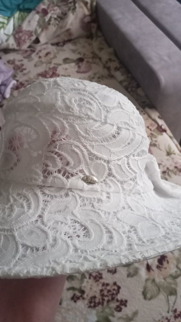 Продам панамка женская.