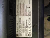 2 monitory 19 cali