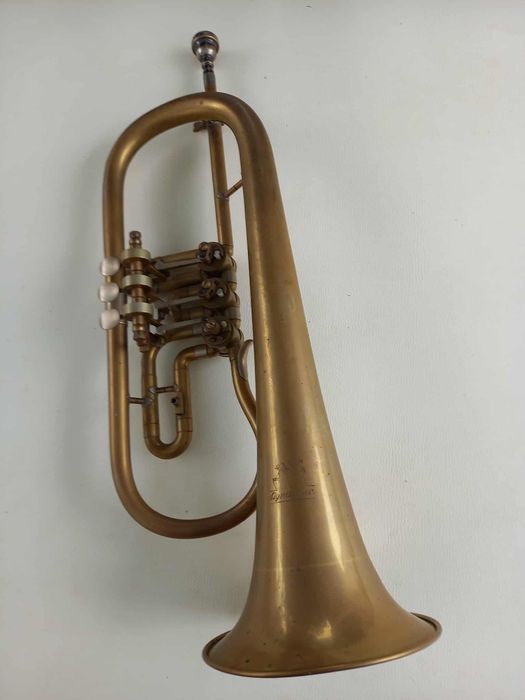 Stara trąbka skrzydłówka in B