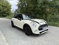 MINI Cooper S Auto kupione i serwisowane w Polsce