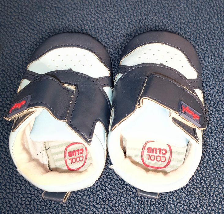 Buciki dla noworodka rozm. 19