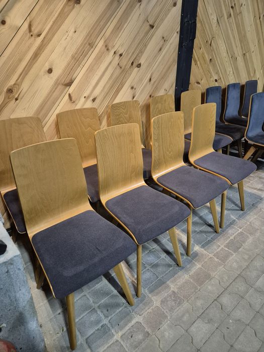 22x Krzesło dębowe tapicerowane skandynawskie FAMEG | Biuro | Firma |