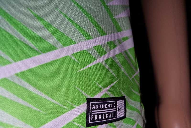 Nigeria NFF Abuja Nike DriFit 2018 prematch size: M-L