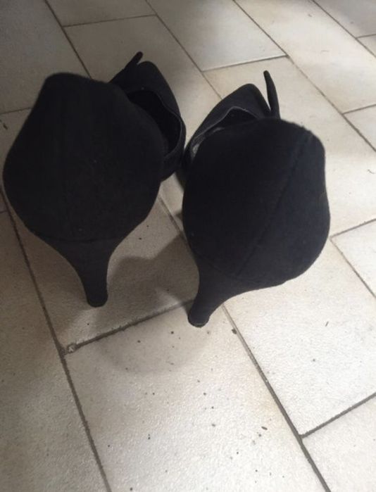 Sapatos Salto Pretos Morgan 39