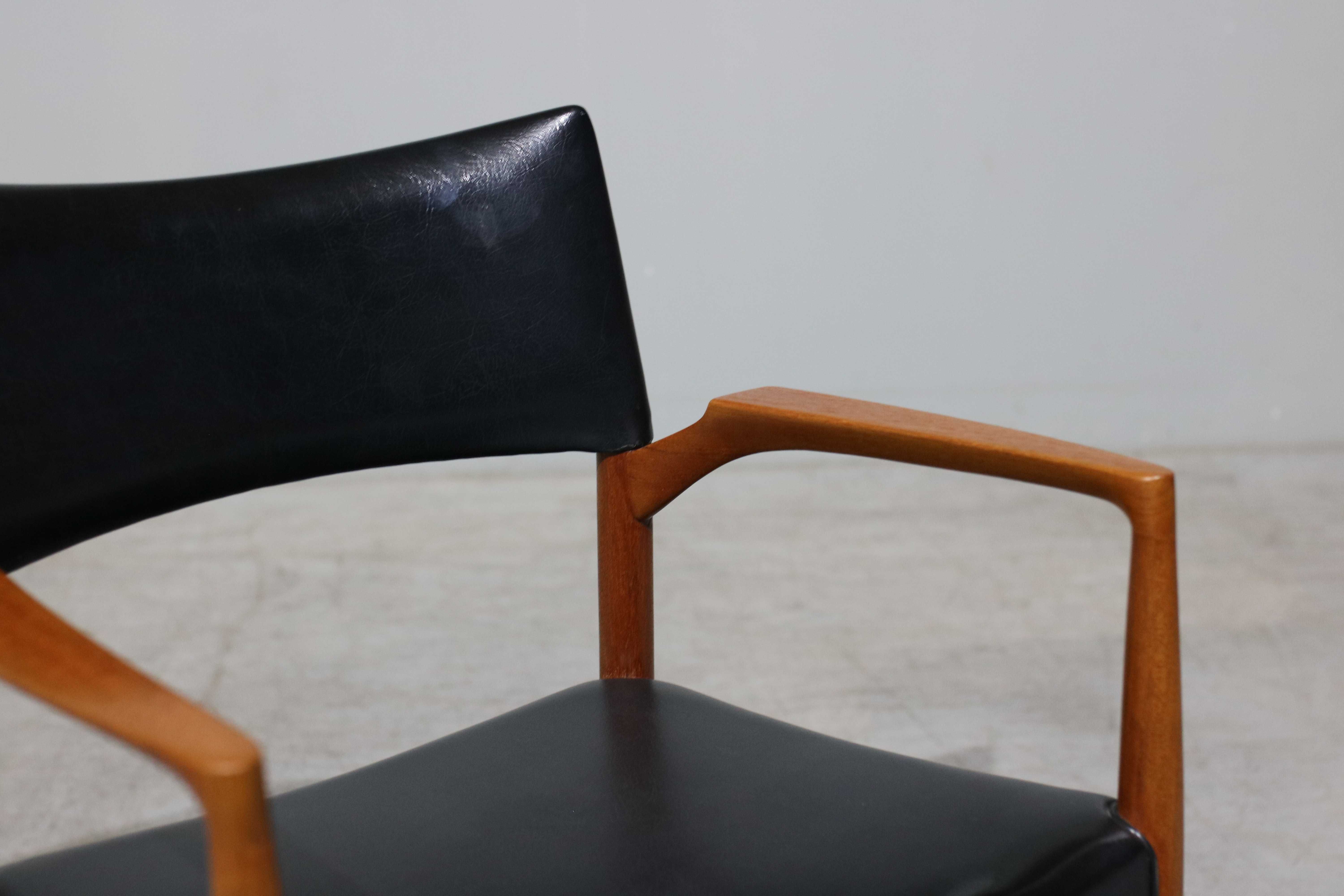 Cadeirão E. Larsen & A. B Madsen em teca | Design Interiores