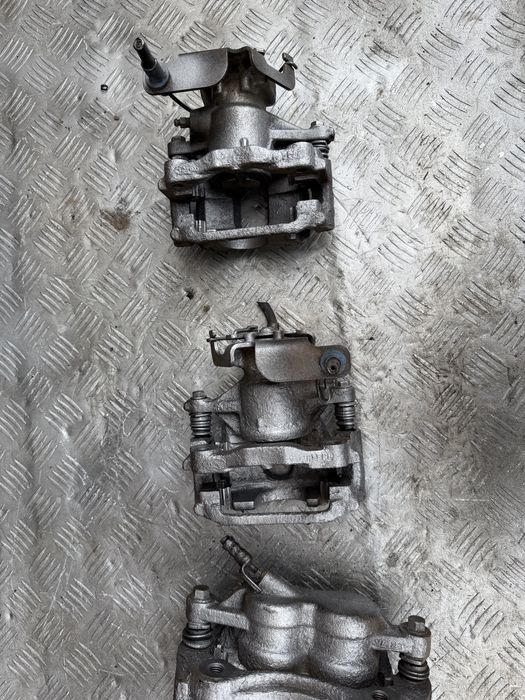 Суппорт передний задний Форд транзит 07год ford transit