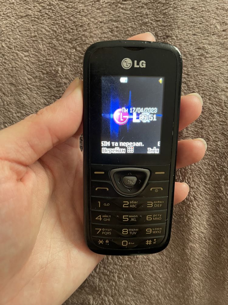 Телефон LG-A230 2 сімкарти