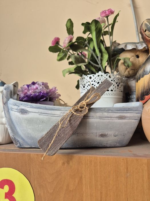 Продам лодку для интерьера