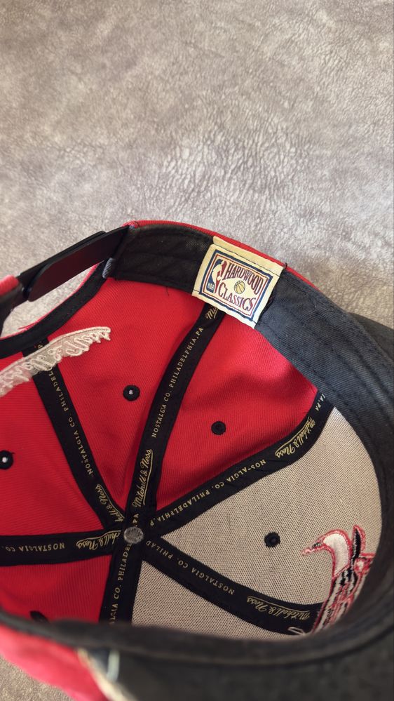 Chapeu mitchell & ness chicago bulls