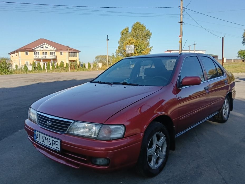 Автомобіль nissan sunny 1.6 можливий обмін