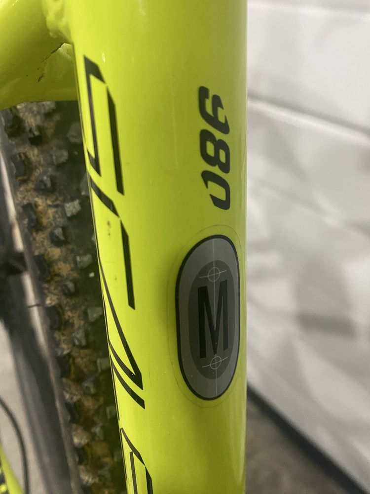Bicicleta Scott scale 980 M