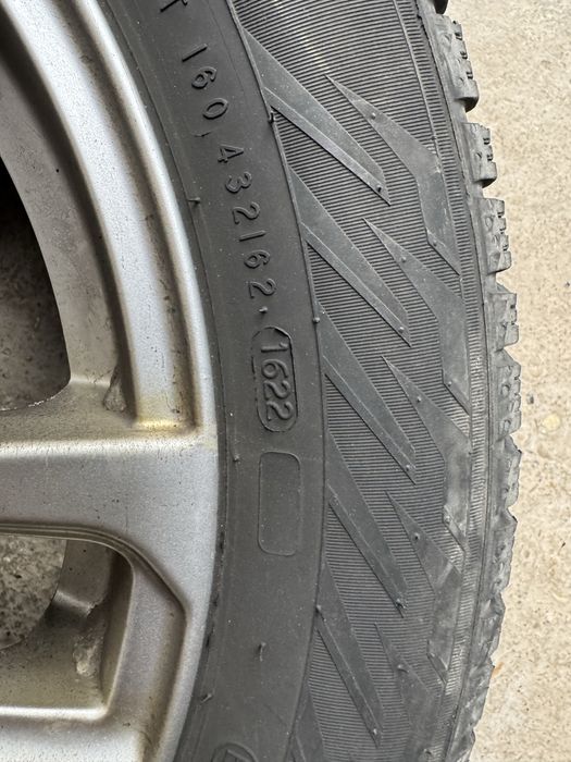 Шини,резина,диски R17 215/55 Nokian