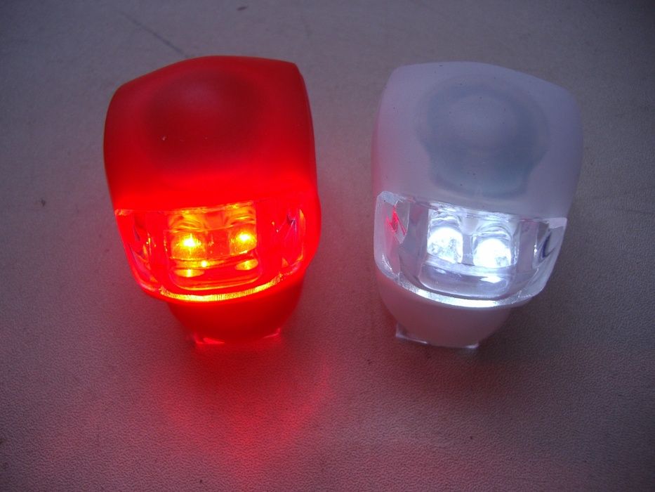 Светильник Фонарик (на резинке) красный или белый свет