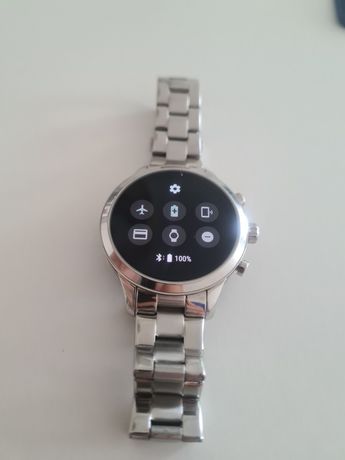 Relógio Smartwatch Michael Kors + carregador magnetico + metalizado