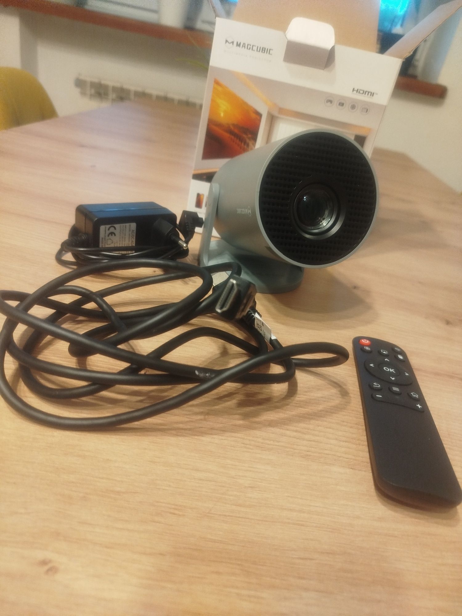 Projektor HY300PRO