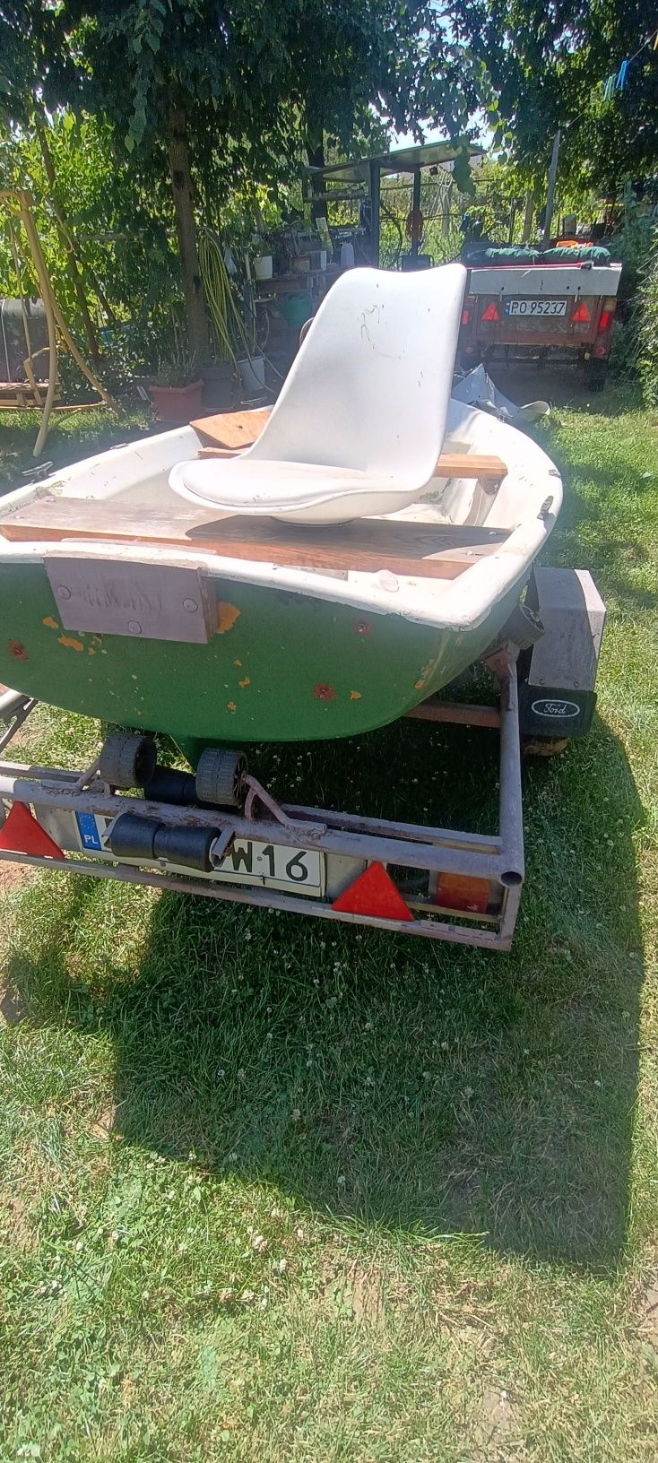 Łódz wędkarska z przyczepą