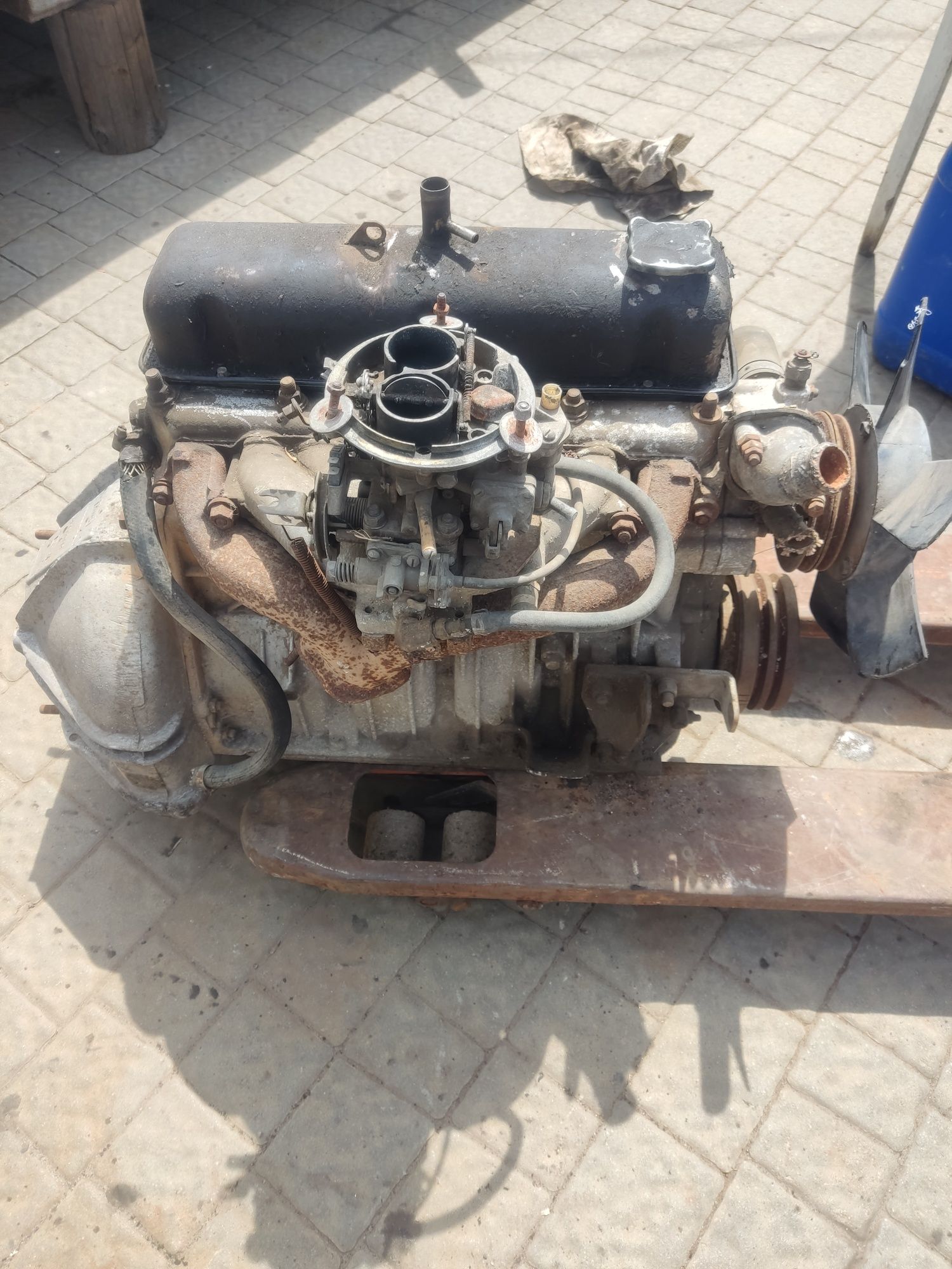 Продам двигатель Волга Газель змз-402