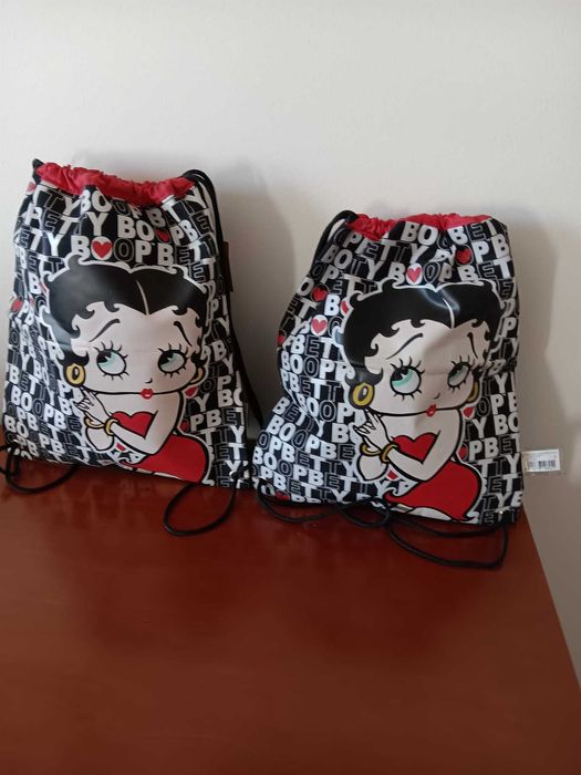 Mochilas e acessórios criança