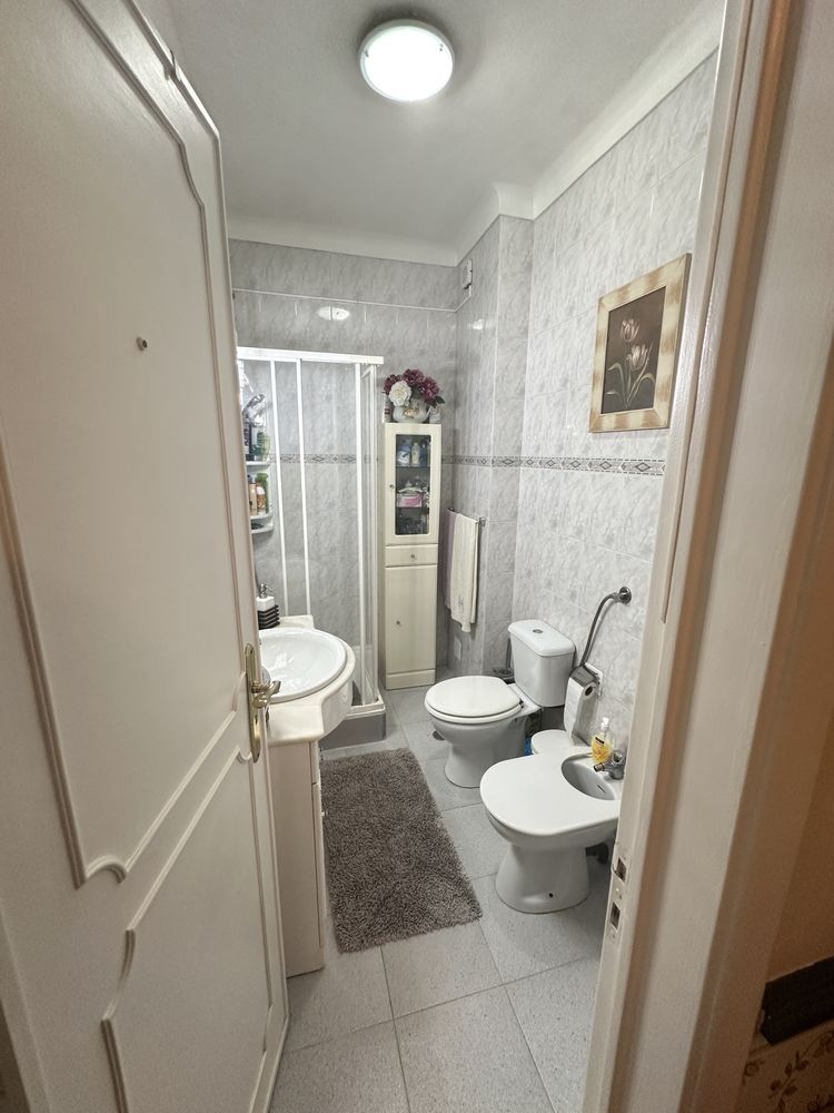 Quarto em Queluz,Rua Doutor Aquiles Machado
