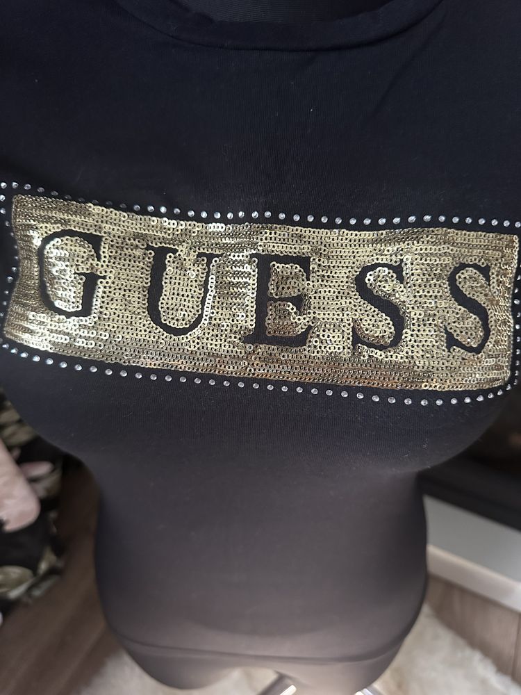 Футболка guess