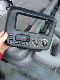 Panel z ramką sterowania klimatyzacją Chrysler Voyager III 95-00