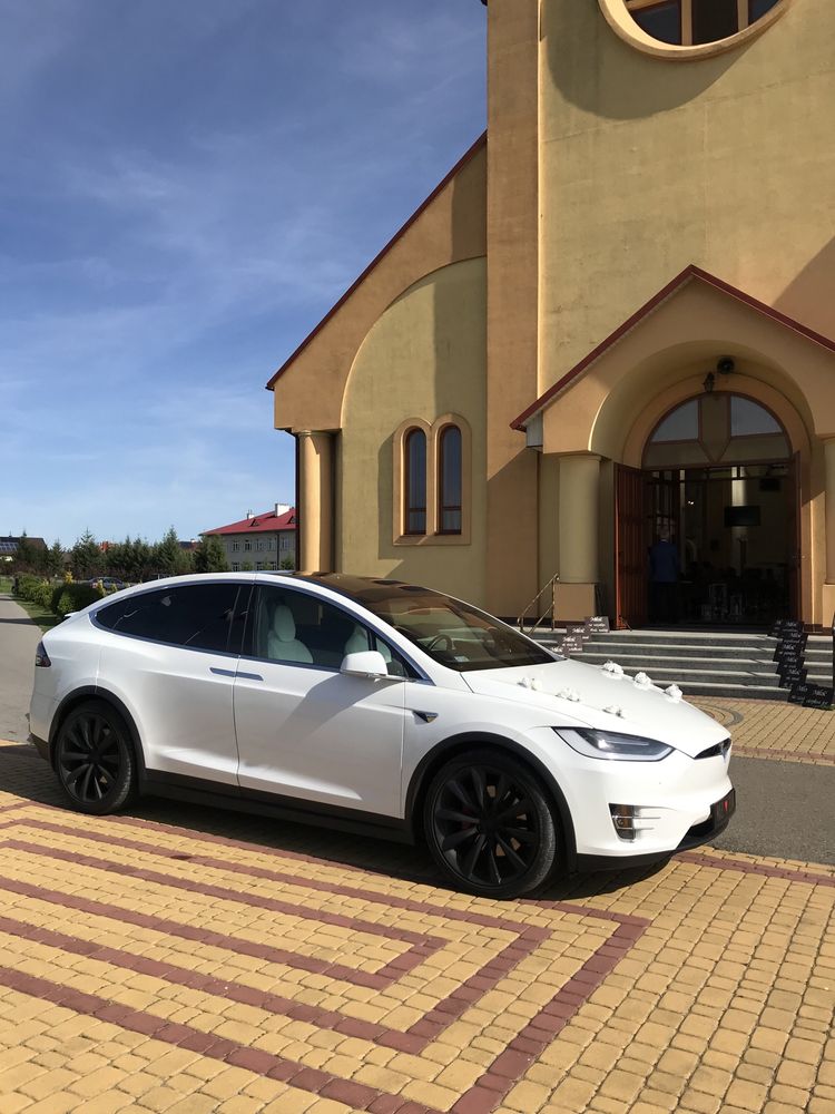 Auto do ślubu / Tesla model X S