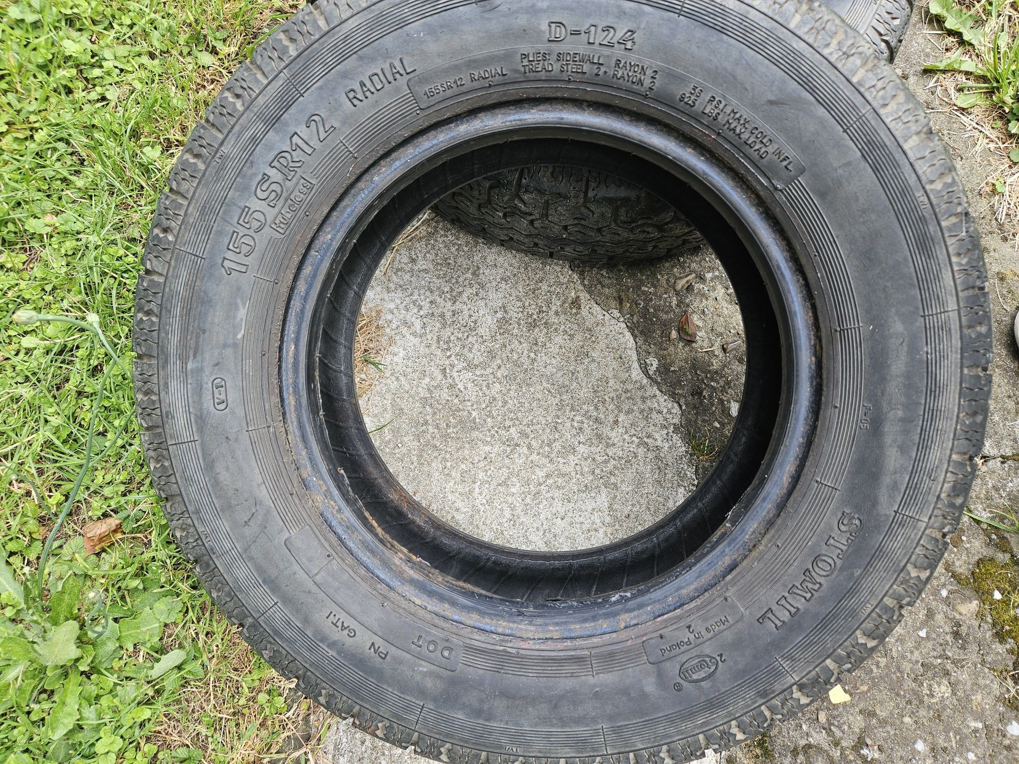 Opony Stomil R155 S12 do przyczepy kempingowej