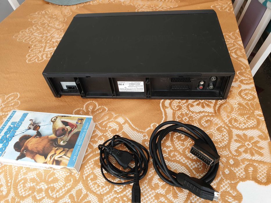 Magnetowid Panasonic NV-HD636 vhs 6-głowicowy