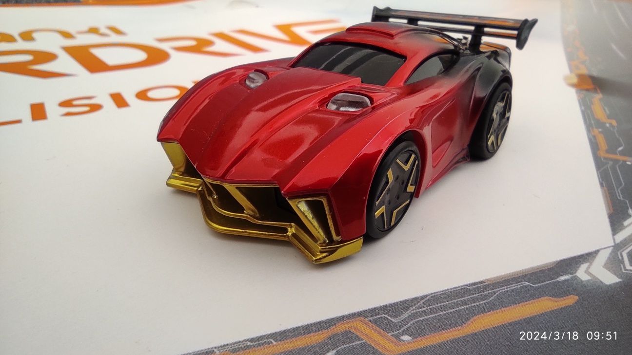 Tor wyścigowy Duży zestaw Anki Overdrive i Fast & Furious.